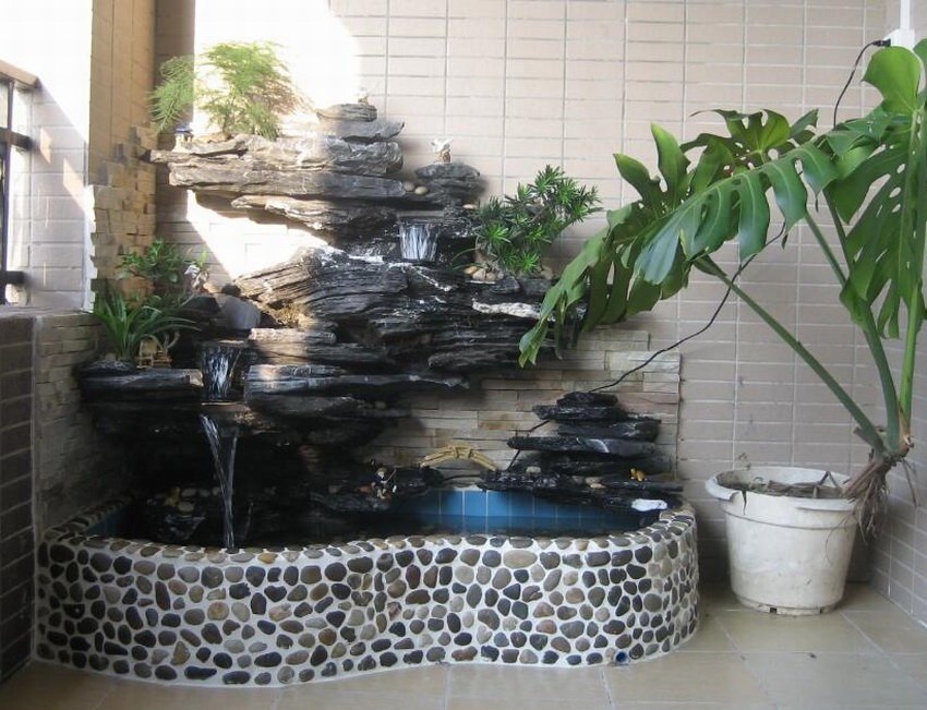 假山魚池